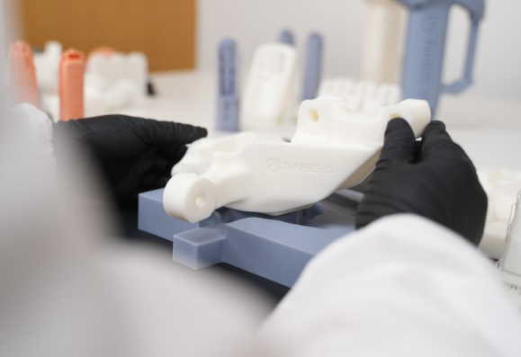 3D打印柔性制造如何避免材料分层与变形？